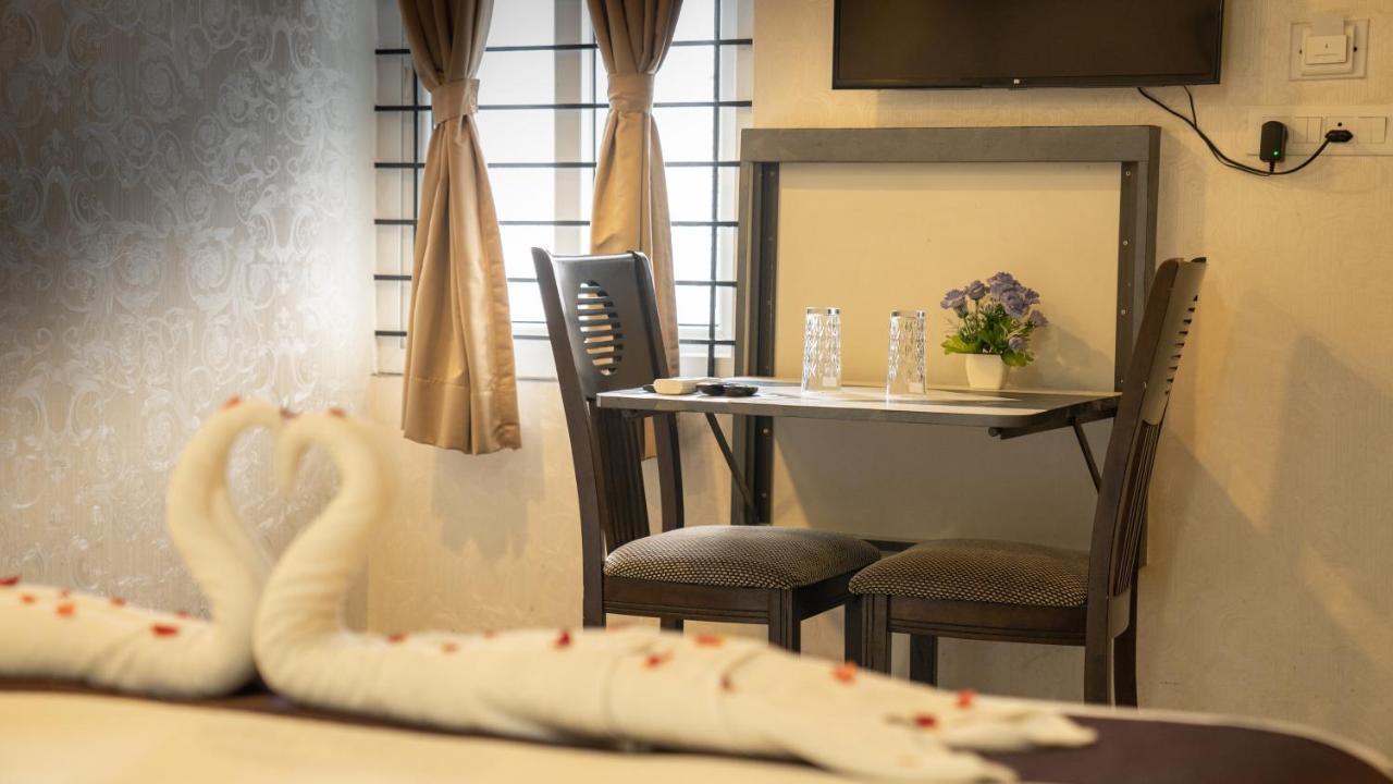 העיר בנגלור Fabhotel Seasons Suites - Jp Nagar מראה חיצוני תמונה