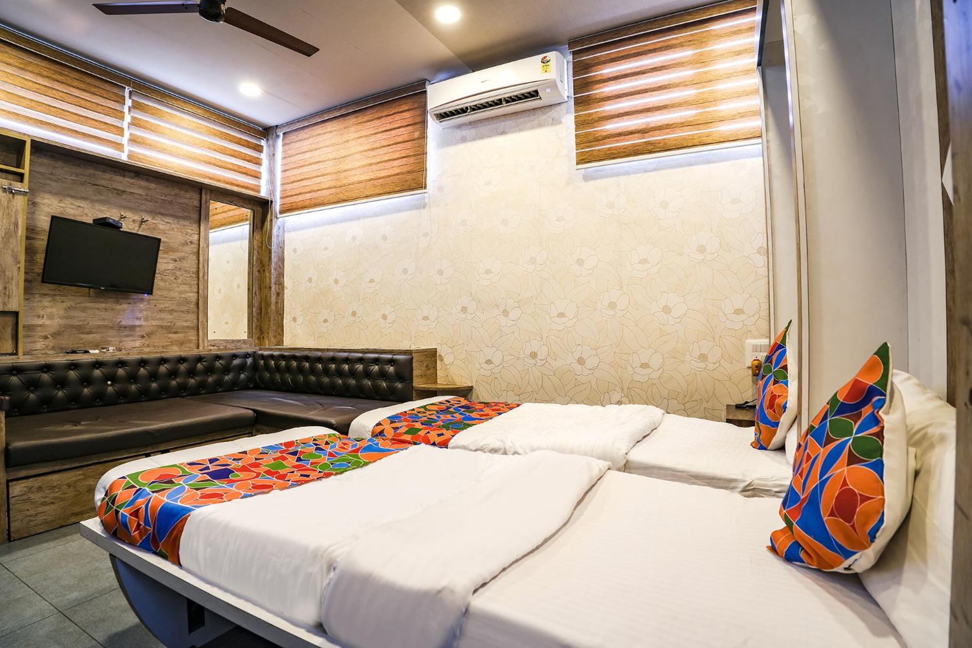 העיר בנגלור Fabhotel Seasons Suites - Jp Nagar מראה חיצוני תמונה